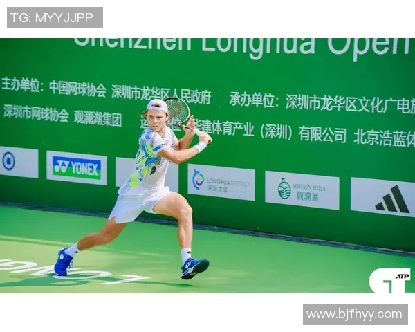 深圳网球队配合问题引发热议球员间默契与战术执行成焦点 深圳网球队配合问题引发热议球员间默契与战术执行成焦点