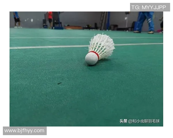 羽毛球新手必看:全面入门技巧与配合训练指南 羽毛球新手必看:全面入门技巧与配合训练指南