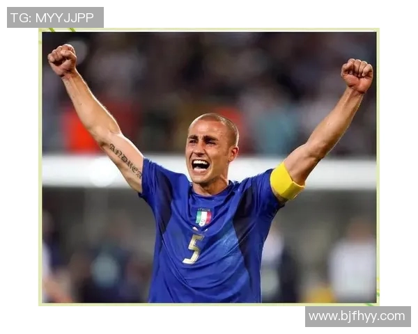 足球明星在平衡训练中展现卓越技巧与力量的精彩瞬间